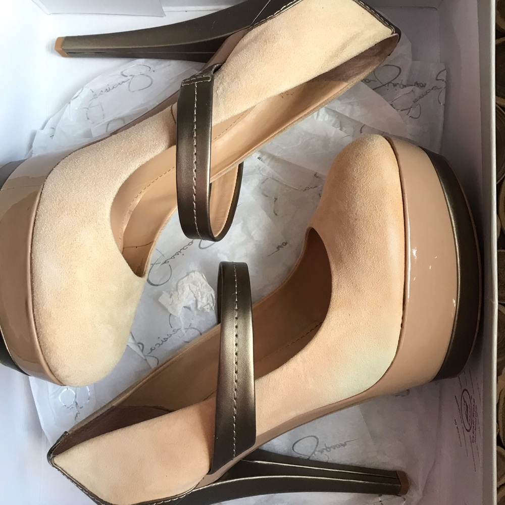 Jessica Simpson heels